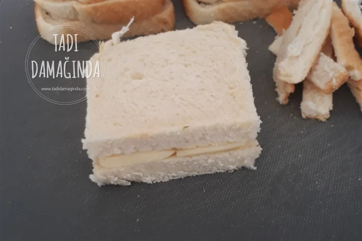 Fransız Tostu (Kaşarlı Yumurtalı Ekmek)