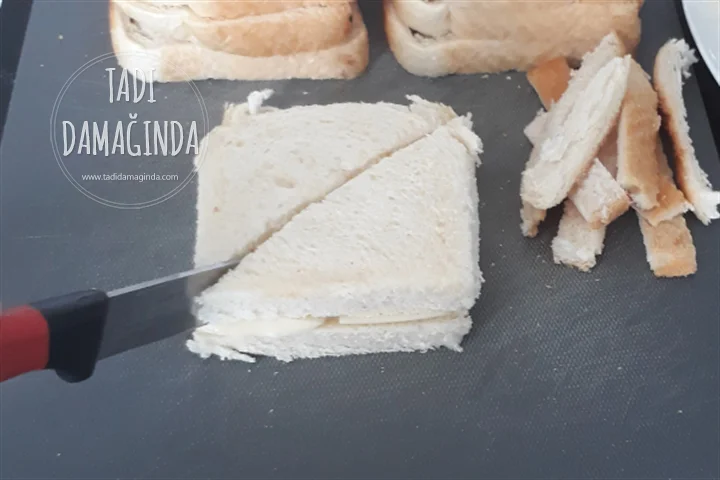 Fransız Tostu (Kaşarlı Yumurtalı Ekmek)