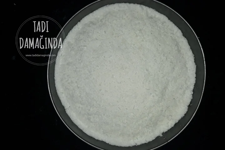 Hindistan Cevizli Çikolatalı Pasta