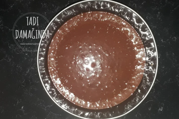 Hindistan Cevizli Çikolatalı Pasta