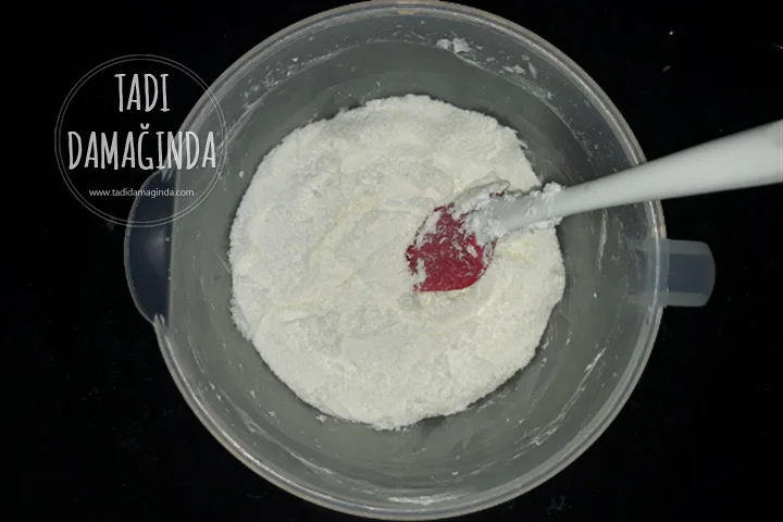 Hindistan Cevizli Çikolatalı Pasta