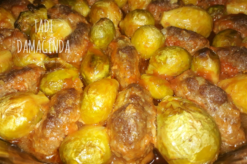 Fırında Köfteli Brüksel Lahanası