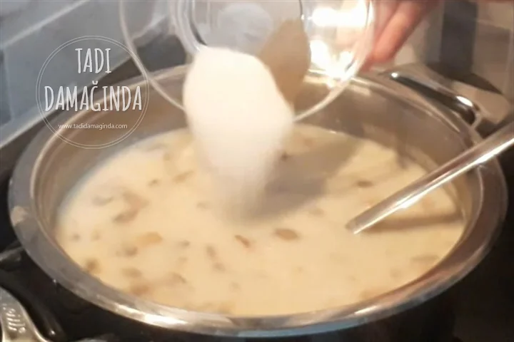 Kremalı Mantar Çorbası
