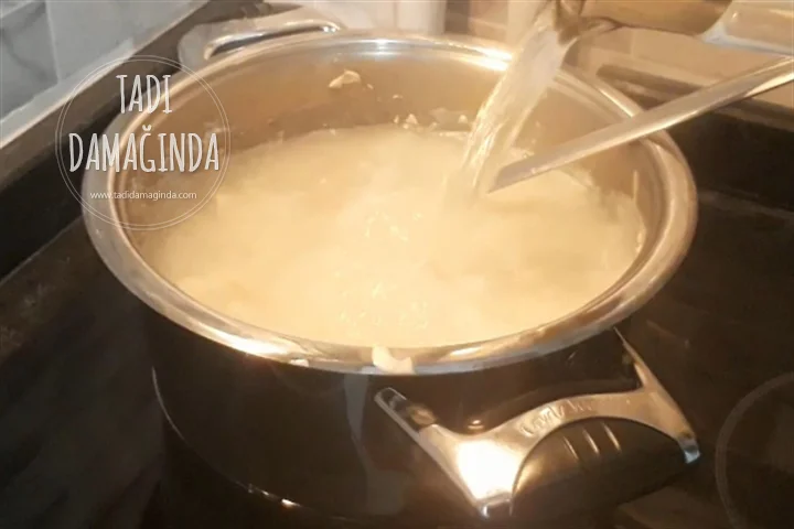 Kremalı Mantar Çorbası