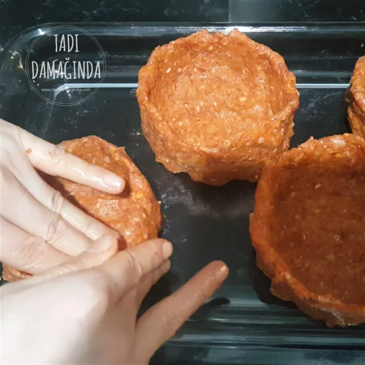 Mantarlı Püreli Çanak Köfte