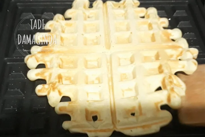 Tost Makinesinde Waffle