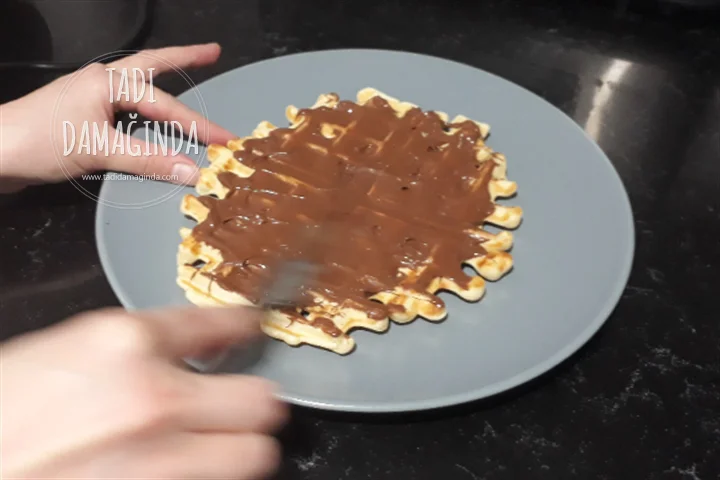 Tost Makinesinde Waffle