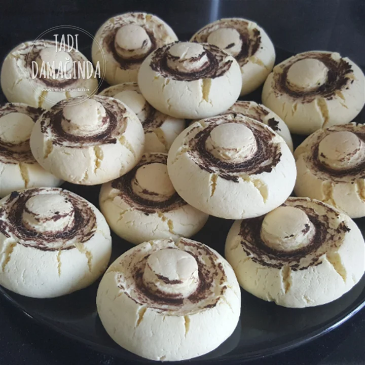 Ağızda Kaybolan Mantar Kurabiye