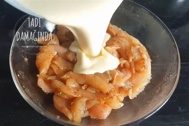 Efsane Çıtır Tavuklar (Bugün Hazırla Yarın Pişir)