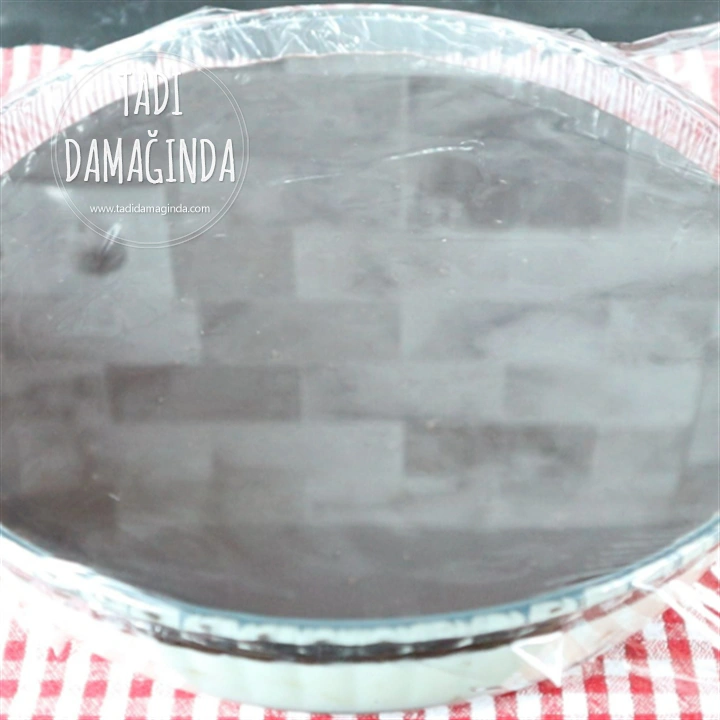 Borcamda Etimekten Yalancı Profiterol