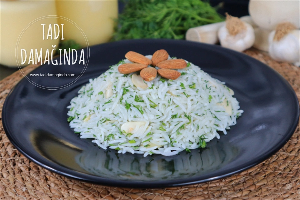 Dereotlu Bademli Pilav