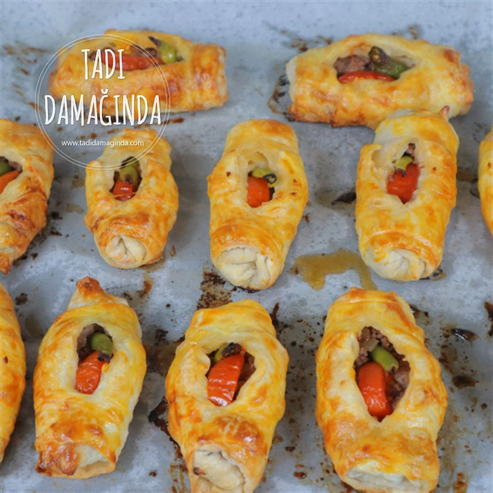 Karnıyarık Böreği