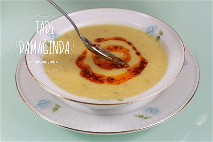 Az Malzemeli Mercimek Çorbası