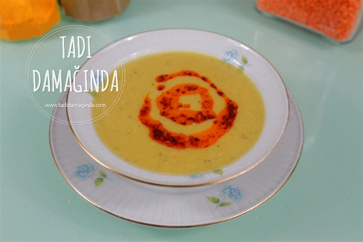 Az Malzemeli Mercimek Çorbası