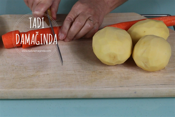 Sebzeli Kuzu Gerdan Haşlama