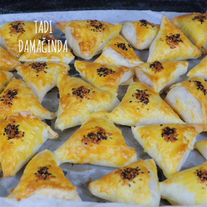 Puf Puf Kabaran Patatesli Muska Böreği