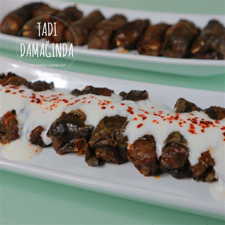 Etli (Kıymalı) Pazı Sarması