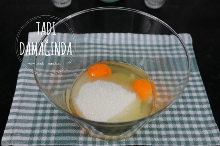 Yeni Yıla Özel Çam Ağacı Görünümlü Cupcake