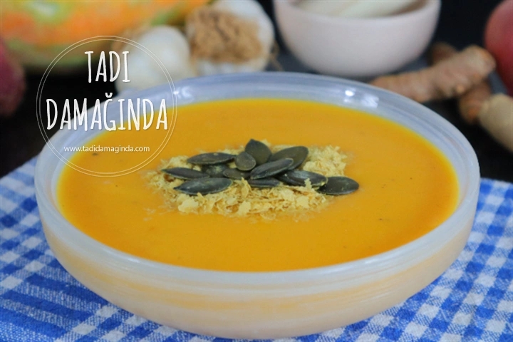 Vegan Sütlü Bal Kabağı Çorbası