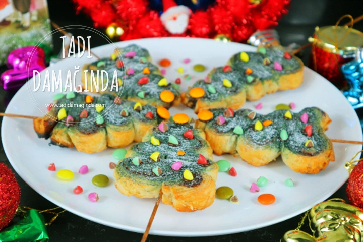 Çikolatalı Milföyden Çam Ağacı