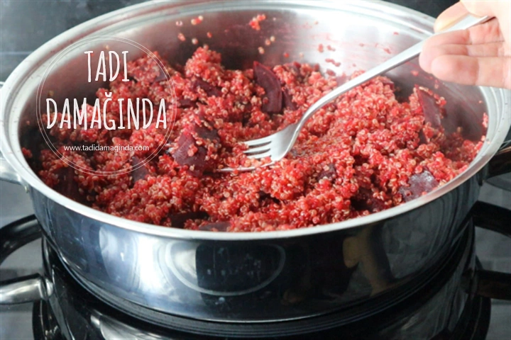 Pancarlı Kinoa Kısırı