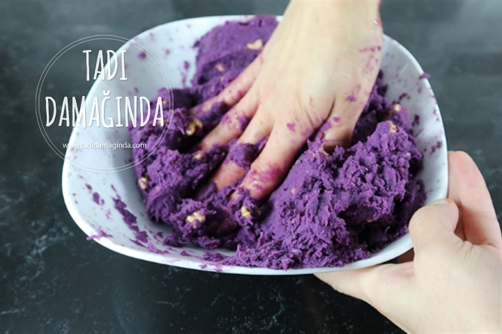 Tahinli Cevizli Mor Tatlı Patatesler