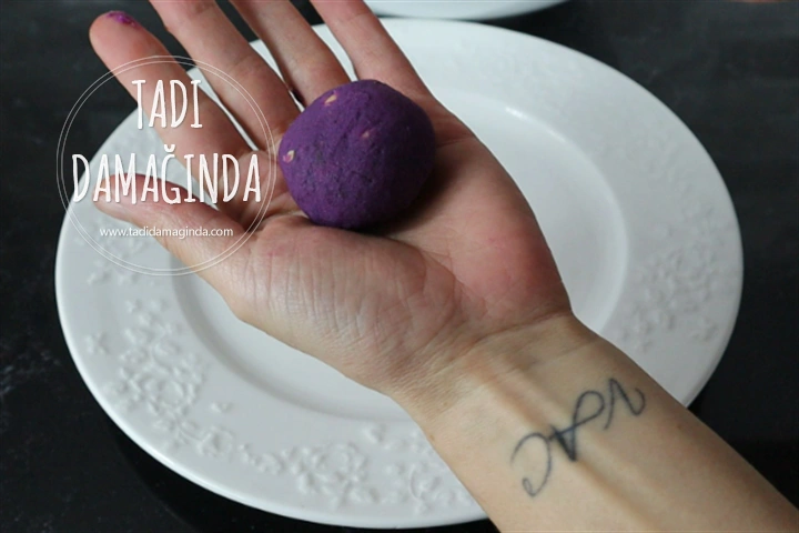 Tahinli Cevizli Mor Tatlı Patatesler