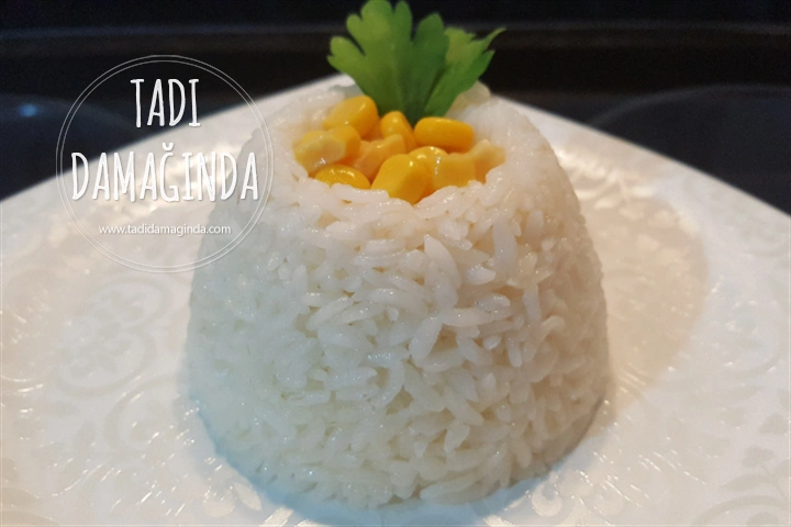 Tane Tane Pirinç Pilavı