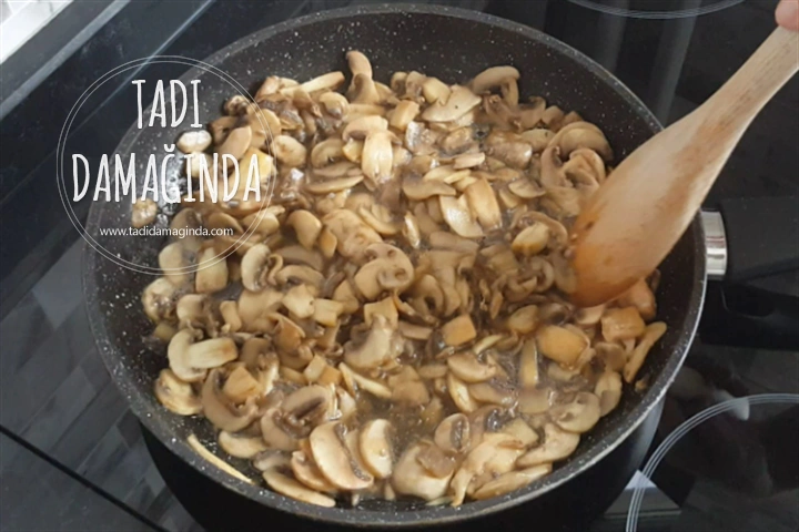 Yoğurtlu Mantar Mezesi