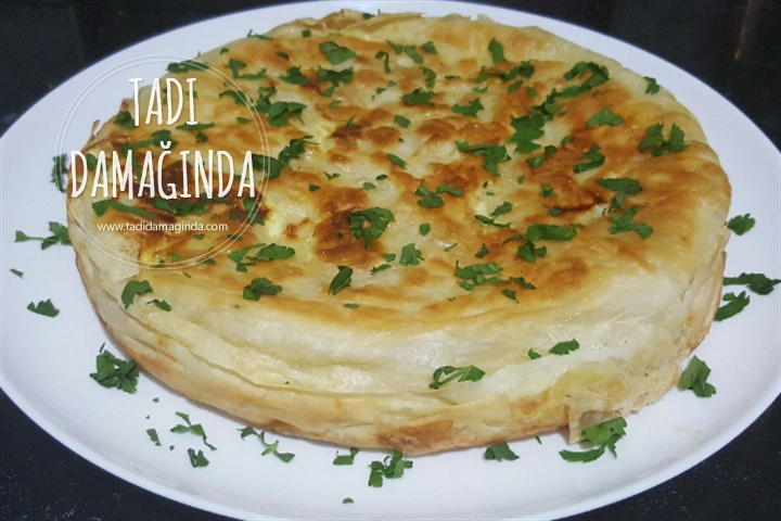 Tencerede Pratik Börek