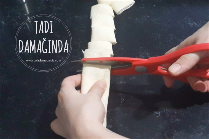 Tencerede Pratik Börek