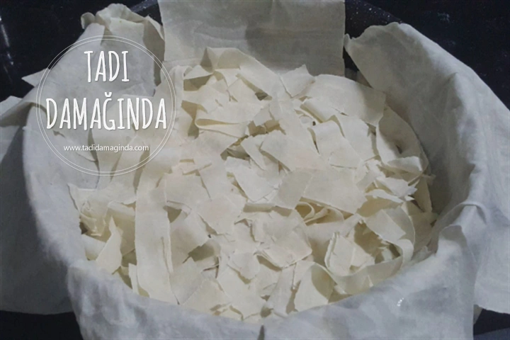 Tencerede Pratik Börek