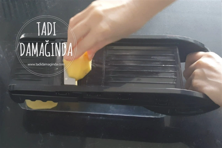 Fırında Tavuklu Kremalı Patates