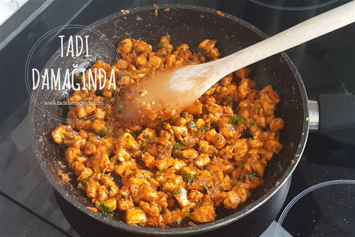 Fırında Tavuklu Kremalı Patates