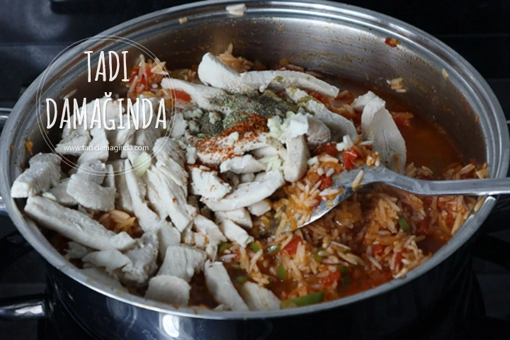 Sebzeli Çerkez Pilavı