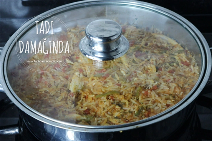 Sebzeli Çerkez Pilavı