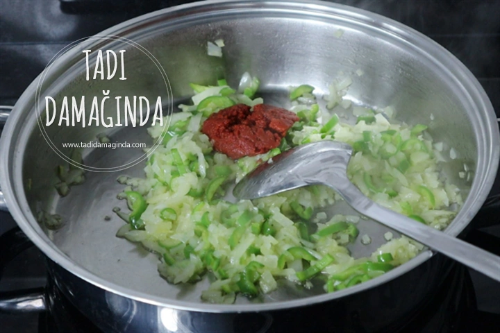 Sebzeli Çerkez Pilavı