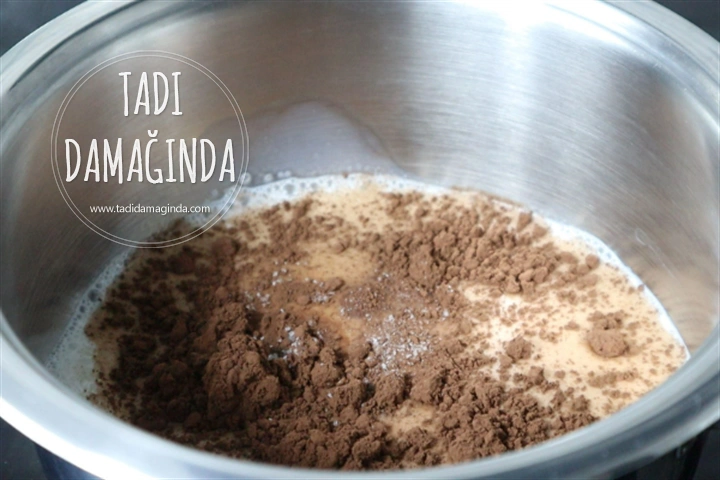 Gerçek Sıcak Çikolata Tarifi