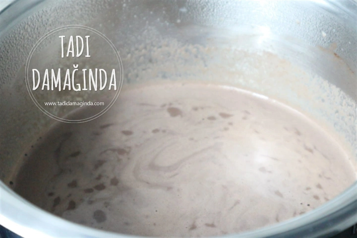 Gerçek Sıcak Çikolata Tarifi