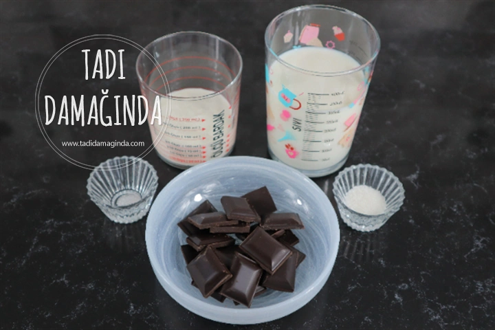 Fransız Usulü Sıcak Çikolata