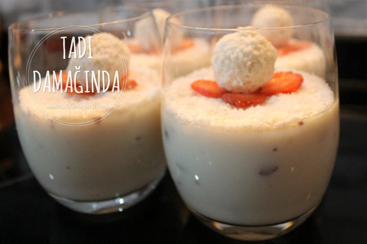 Bademli Hindistan Cevizli Muhallebi (Glütensiz Yumurtasız)