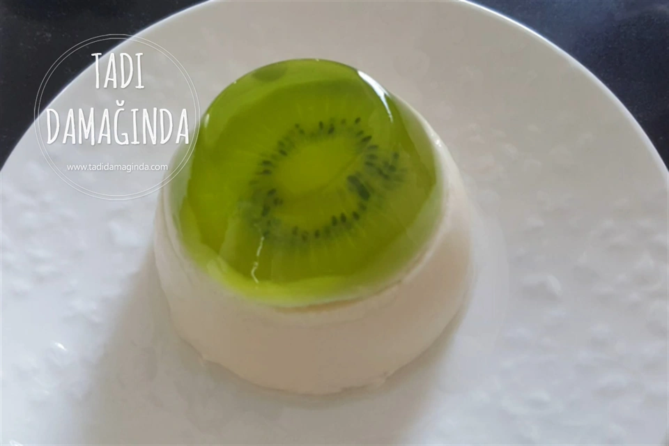 Kivili Jöleli Fincan Tatlısı