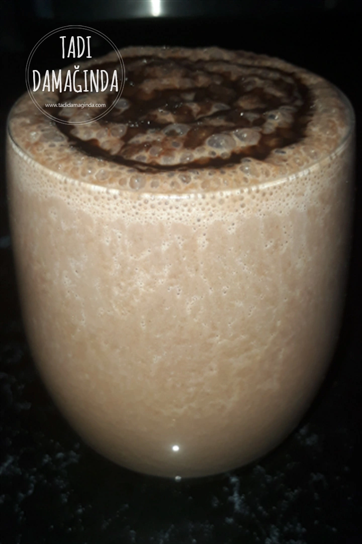 Milkshake Tadında Kakaolu Muzlu Süt