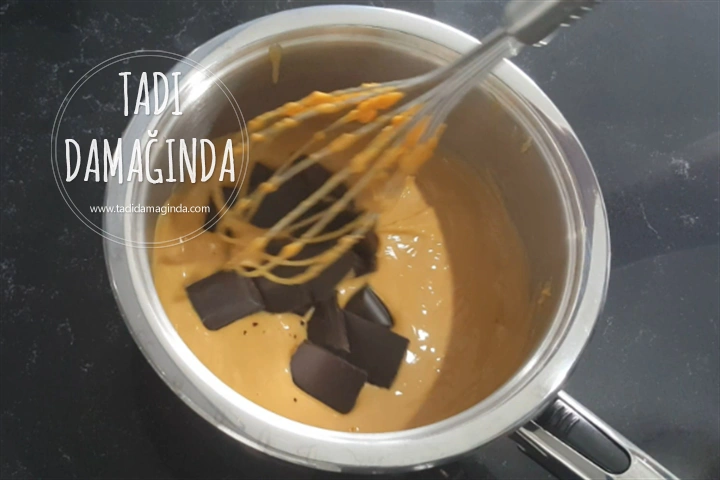 Karamelli Çikolatalı Puding (Glütensiz)