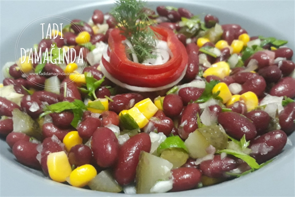 Meksika Fasulyesi Salatası