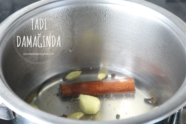 Chai Tea Latte (Masala Chai)