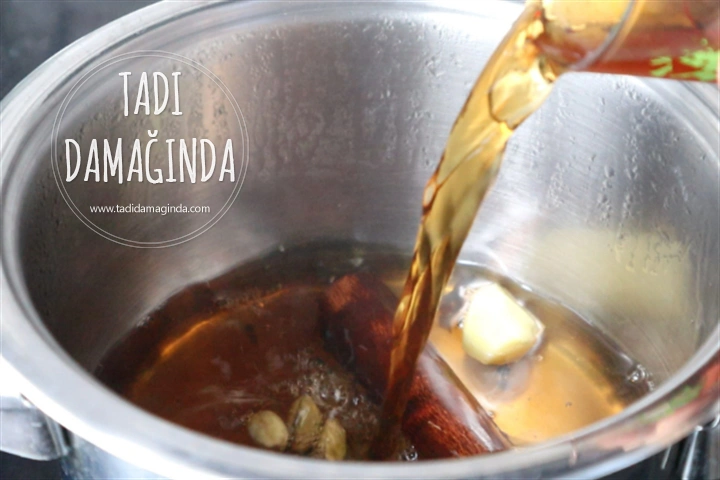 Chai Tea Latte (Masala Chai)