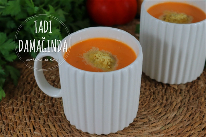 Domates Çorbası (Glütensiz Laktozsuz Kazeinsiz)
