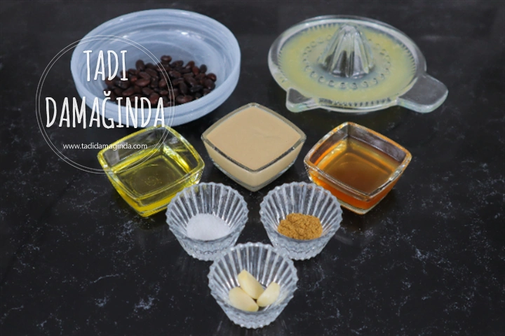 Tahin Soslu Siyah Fasulye Piyazı