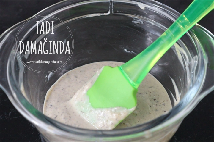 Tahin Soslu Siyah Fasulye Piyazı